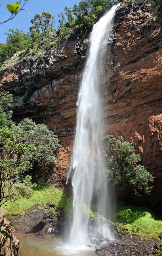 Lone Creek Falls stock photo. Image of mountains, rocks 29429030