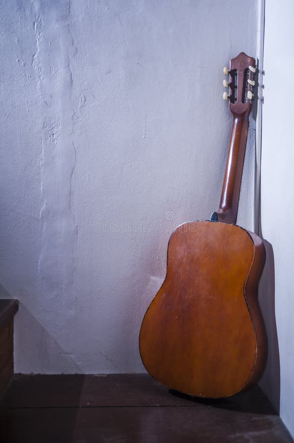 Lonely Guitar royalty free stock images