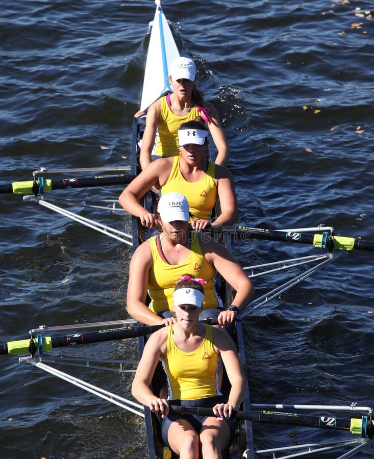 Long Beach Junior Crew Races in the Head of Charles Regatta Editorial