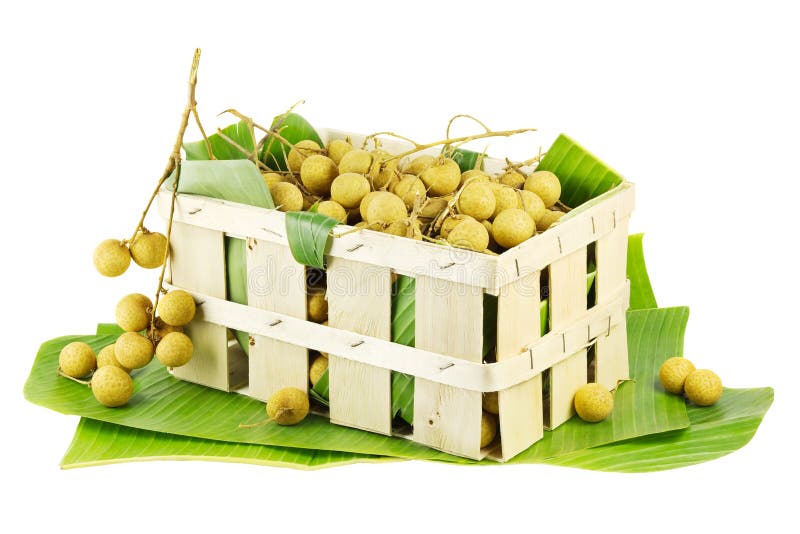 Longans in krat stock afbeeldingen