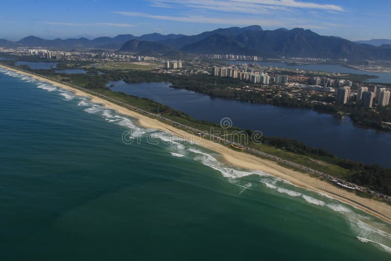 Longues et merveilleuses plages, plage de DOS Bandeirantes de Recreio, Rio de Janeiro Brazil image stock Longues et merveilleuses plages, plage de DOS Bandeirantes de Recreio, Rio de Janeiro Brazil image stock