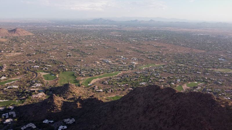 Longueur aérienne de la région du nord de scottsdale de l'Arizona clips vidéos
