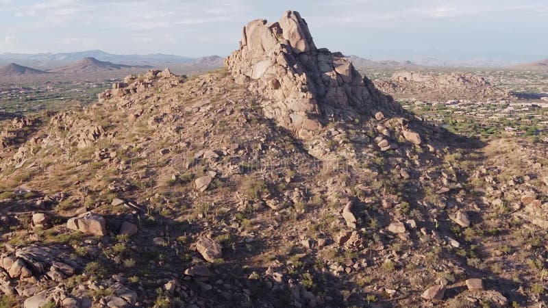 Longueur aérienne de la région du nord de scottsdale de l'Arizona banque de vidéos