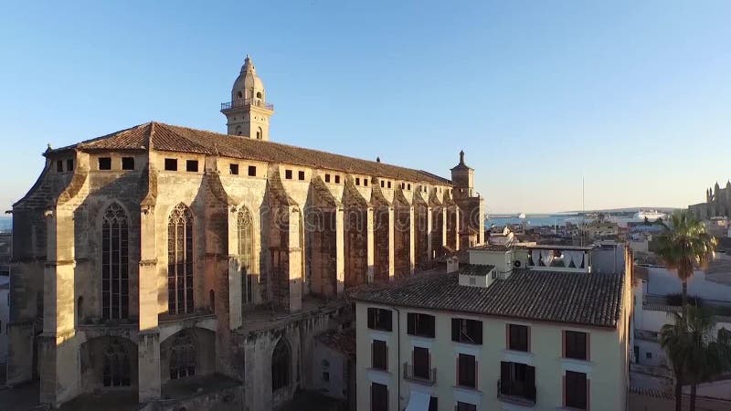 Longueur d'antenne de place d'antiquité de Palma de Mallorca banque de vidéos