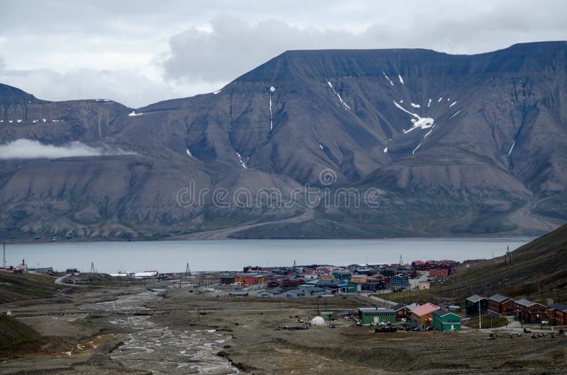 Longyearbyen Spitsbergen, Svalbard, Νορβηγία στοκ εικόνες με δικαίωμα ελεύθερης χρήσης Longyearbyen Spitsbergen, Svalbard, Νορβηγία στοκ εικόνες με δικαίωμα ελεύθερης χρήσης