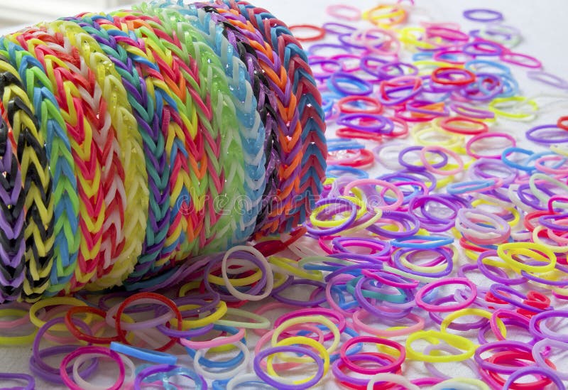 How to make loom bands for beginners  everything you need to know   Gathered