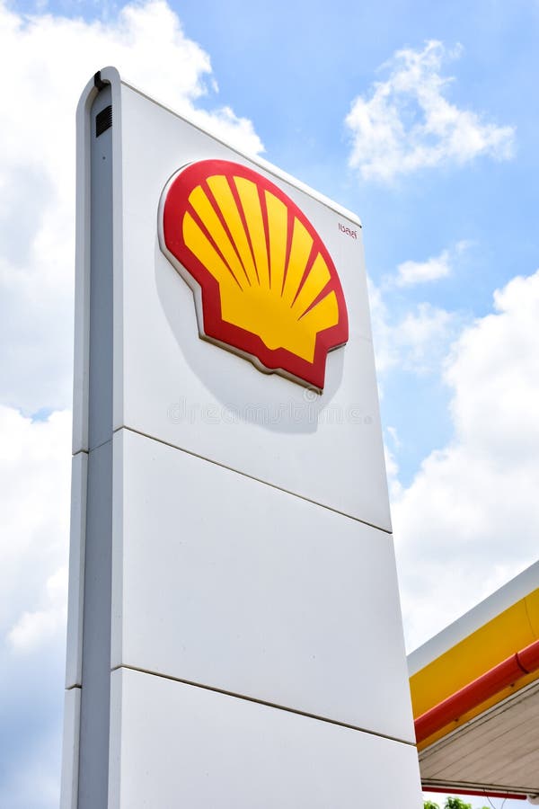 Shell Gas Station in Mueang Lop Buri District.