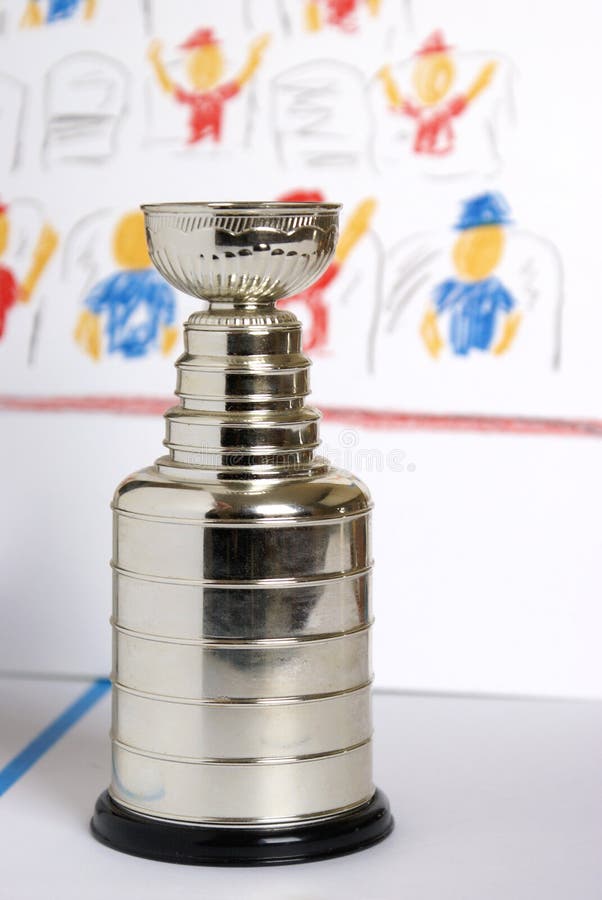https://thumbs.dreamstime.com/b/lord-stanley-cup-closeup-view-replica-staney-hockey-trophy-cartoon-style-backdrop-70477846.jpg