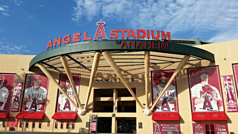 The Main Entrance Of Angel Stadium Stock Photo - Download Image Now - Major  League Baseball, Anaheim - California, Architecture - iStock