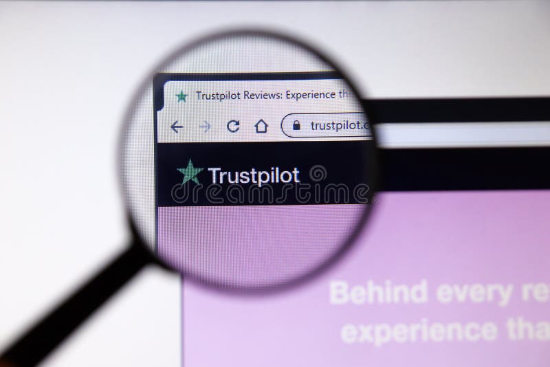 Los Angeles, Californie, états-unis- 19 décembre 2019 : La page Web du projet pilote de confiance Trustpilot Logo COM sur le gros