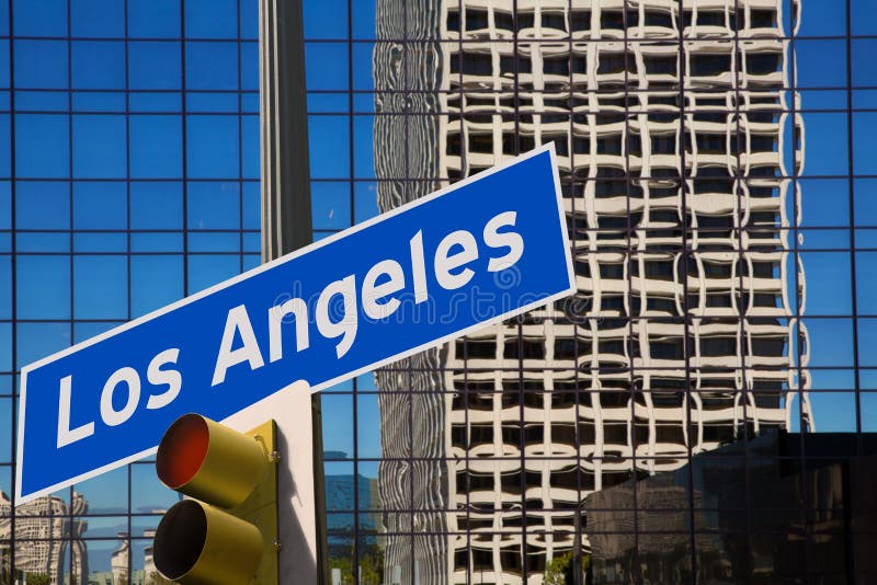 LOSU ANGELES Los Angeles dowcipu drogowego znaka fotografii w centrum góra