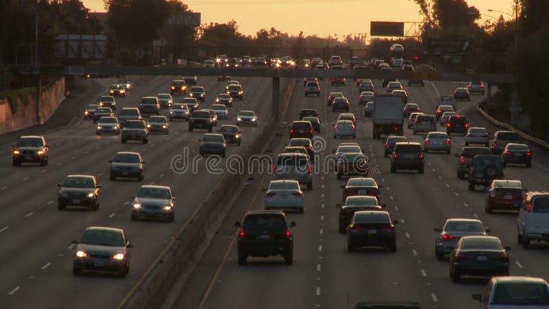 Losu Angeles ruchu drogowego kłoszenie w kierunku zmierzchu