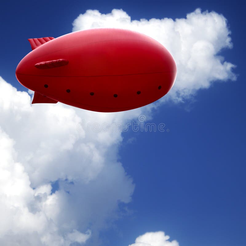 Lotniczy błękitny czerwieni statku niebo