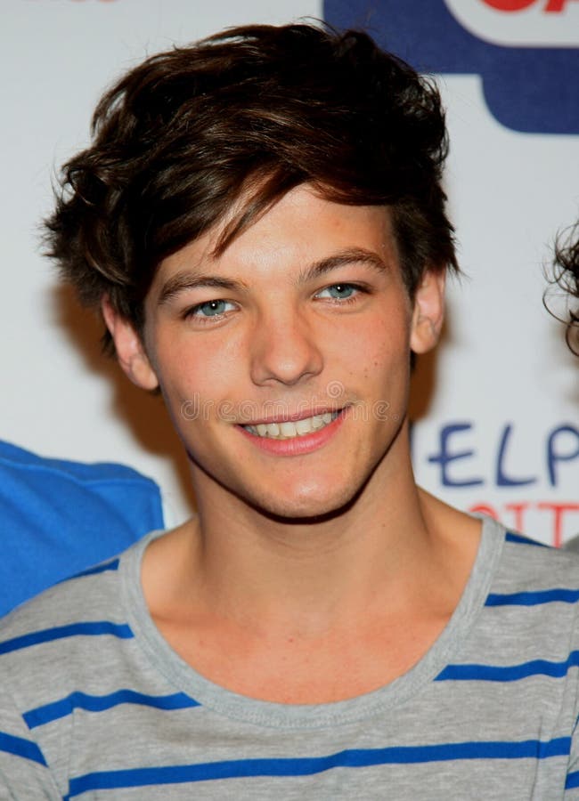 Louis Tomlinson: Textured Mop Top With Fringe | Man For Himself