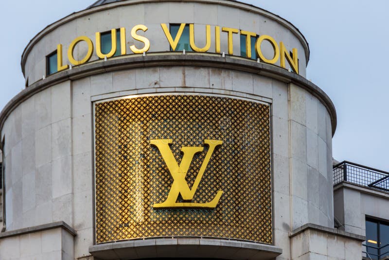 Louis Vuitton Building on the Avenue Des Champs-ElysÃ©es, Paris, France  Editorial Image - Image of france, brand: 213668550