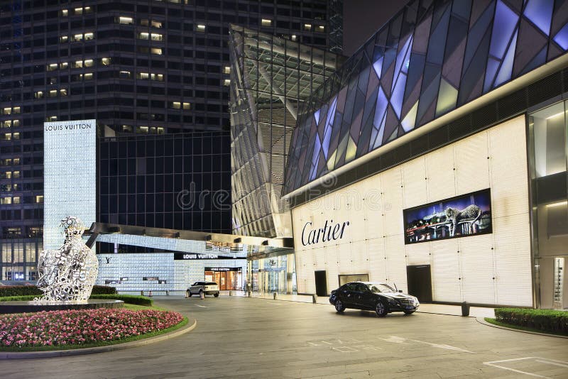 Louis Vuitton Outlet At Night, Shanghai, China Editorial Stock Image - Image of ceiling, mall ...