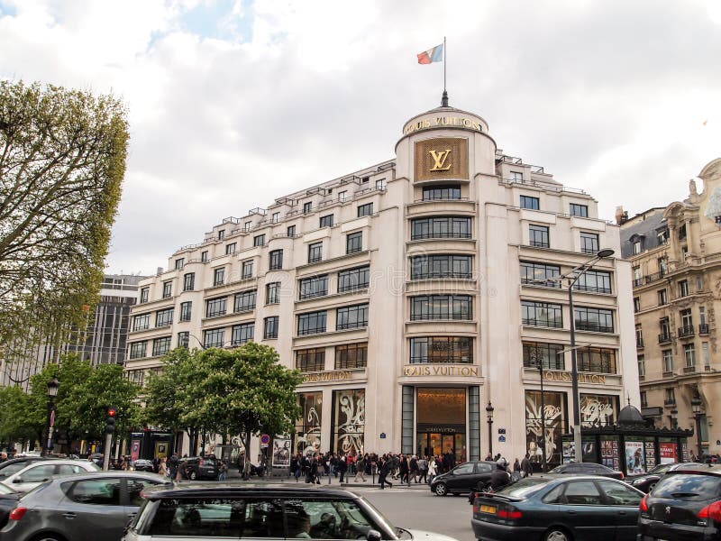 Louis Vuitton Fashion House, Paris, France Editorial Photo - Image of ...