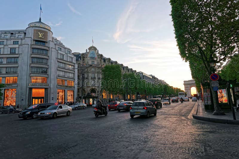 Louis Vuitton Paris Champs Ã‰lysÃ©es Editorial Stock Photo - Image of  france, store: 74043478