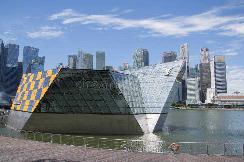 Crystal Pavilion (the Louis Vuitton Island Maison), Safdie Architects