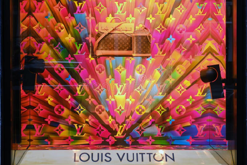 Louis Vuitton handbag store window shop front display in the Westfield  centre indoor shopping malls Stock Photo - Alamy