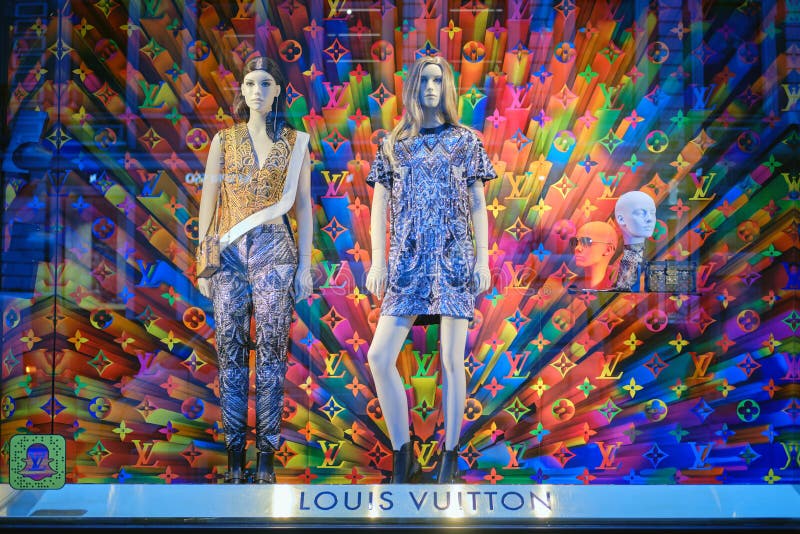 Exterior Da Loja Louis Vuitton Em Las Vegas Nevada Imagem Editorial -  Imagem de bens, loja: 152542600