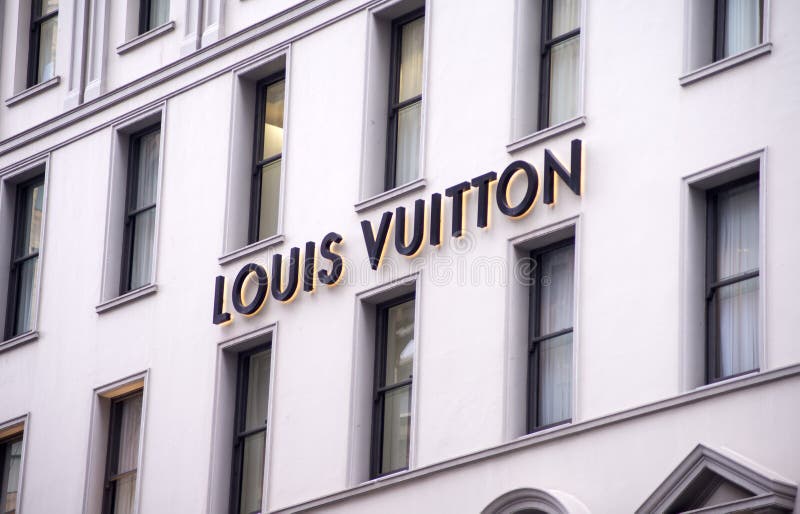 Louis Vuitton shop editorial photo. Image of street, brand - 50998756