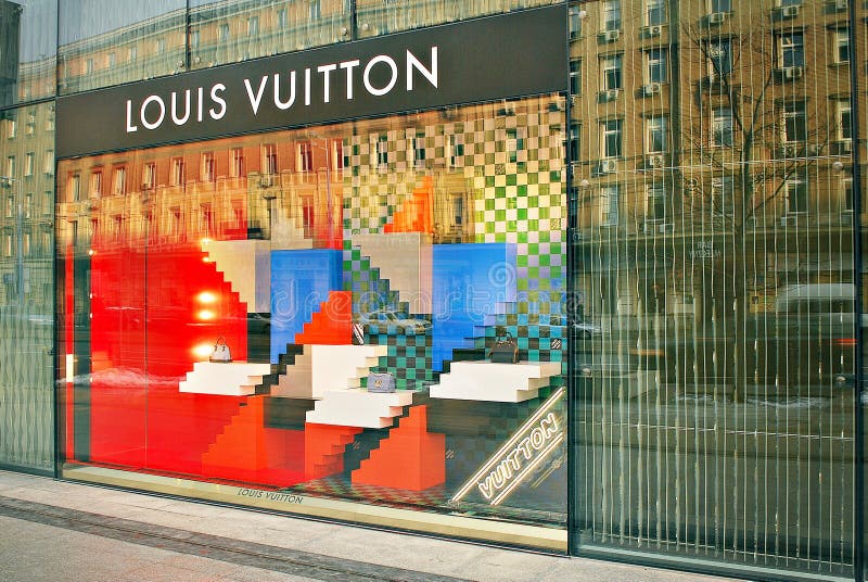 Louis Vuitton store. editorial image. Image of bags - 109697735
