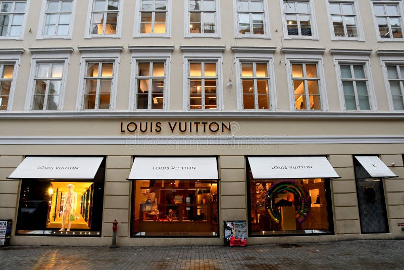 Shoppers Louis Vuitton Bag Photos - & Stock Photos from Dreamstime