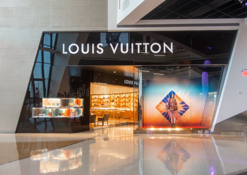 Louis Vuitton at The Shops at Crystals - A Shopping Center in Las Vegas, NV  - A Simon Property