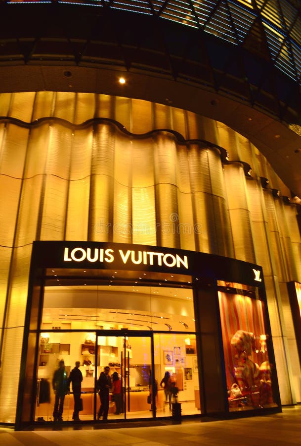 Louis Vuitton Champs Elysees Store Paris Editorial Stock Photo - Image of  window, showcase: 68892688