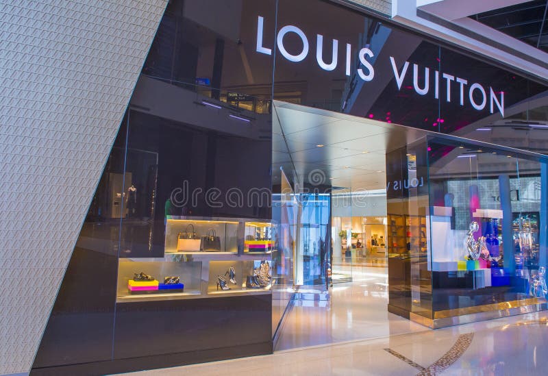 Louis Vuitton store editorial stock photo. Image of design - 75220693