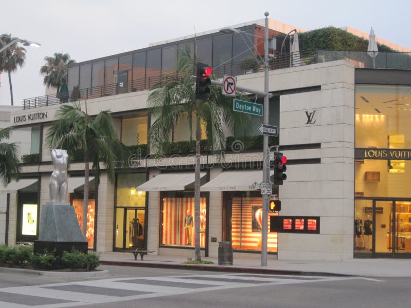 Stores at Rodeo Drive editorial stock photo. Image of avenue - 32721858