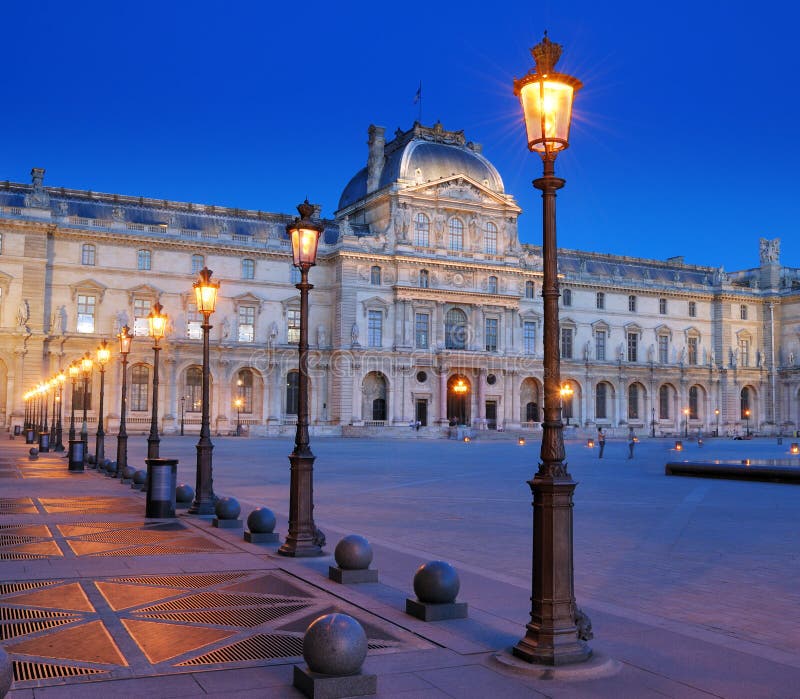 Louvre.