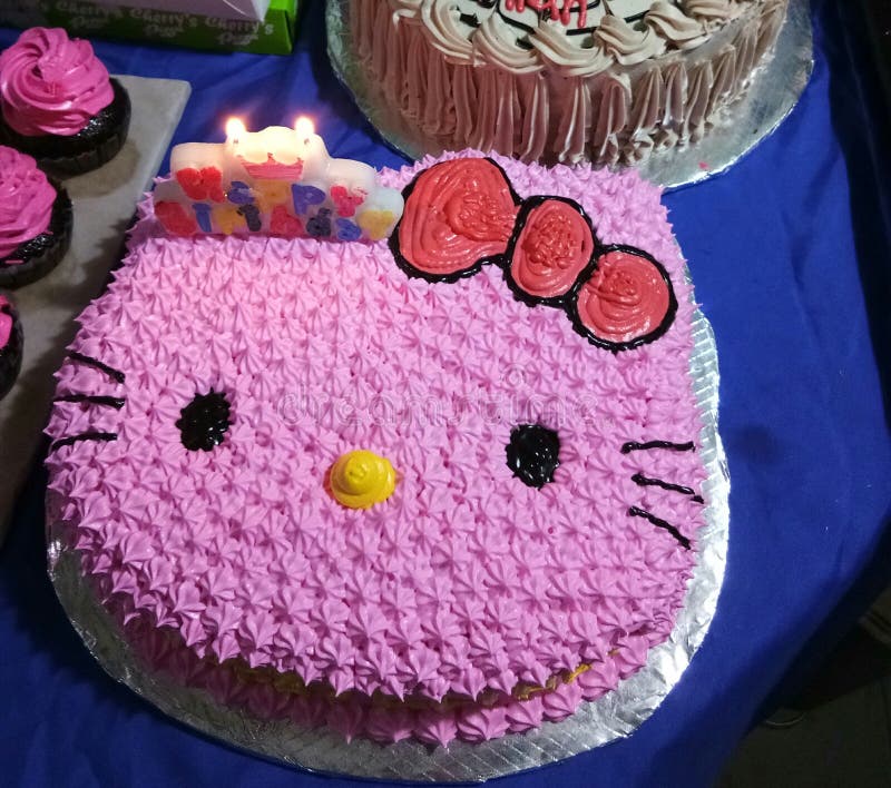 Cake Hello Kitty Stock Photos - Free & Royalty-Free Stock Photos from  Dreamstime