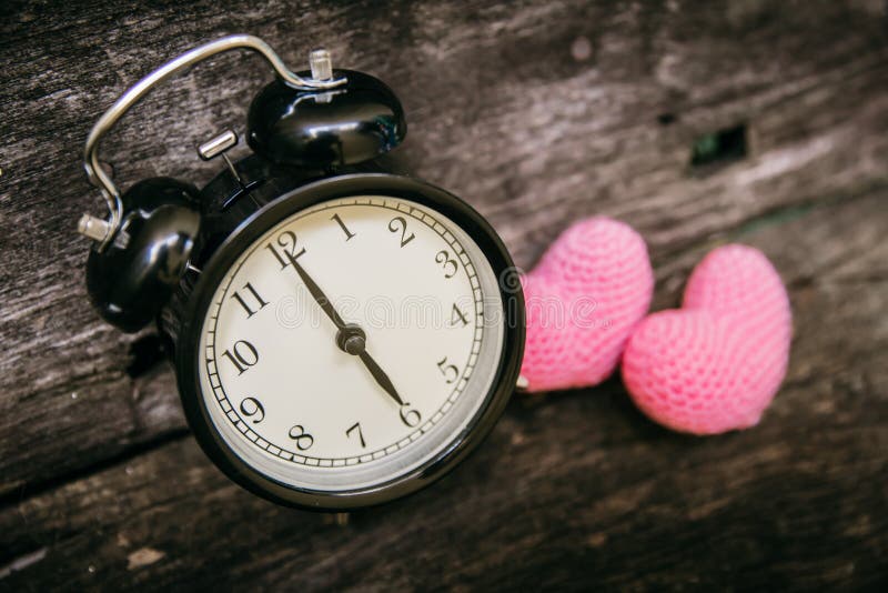 Download Love Clock At 6 O`clock, Time Of Sweet Loving Pass Memories. Stock Image - Image of antique, classic: 87432693