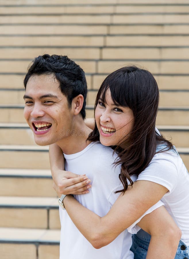 Woman giving man piggyback ride photo – Free Adorable couple Image on  Unsplash