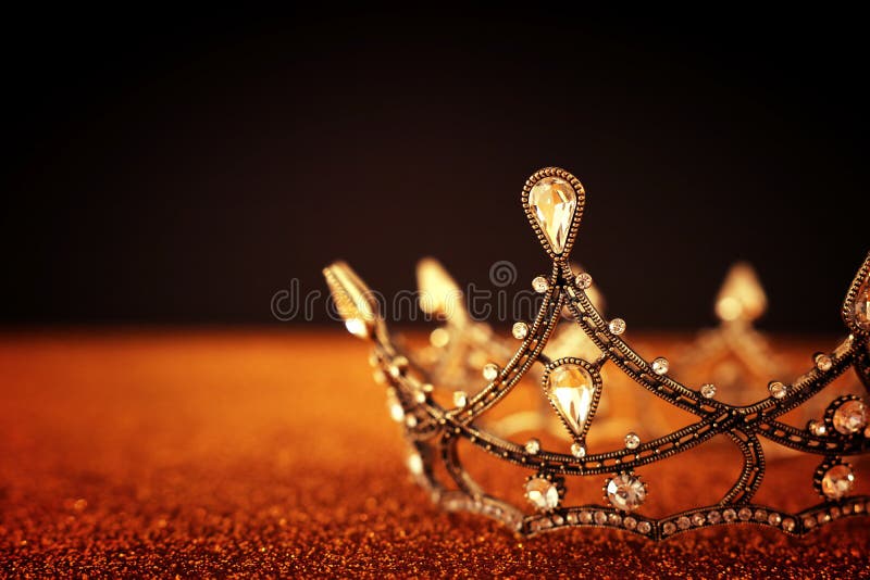 37,904 Queen Crown Stock Photos - Free & Royalty-Free Stock Photos from  Dreamstime