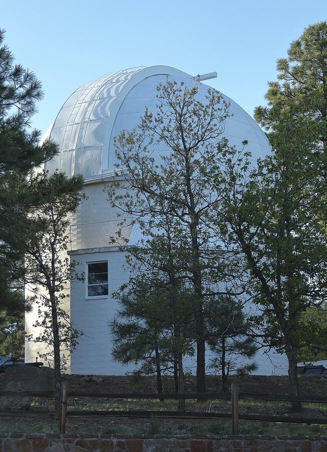 Lowell Observatory auf Mars-Hügel im Fahnenmast stockfotos Lowell Observatory auf Mars-Hügel im Fahnenmast stockfotos