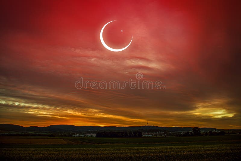 Lua crescente imagens de stock royalty free