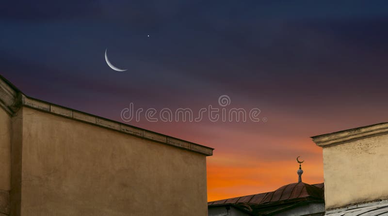 Lua crescente com estrelas foto de stock