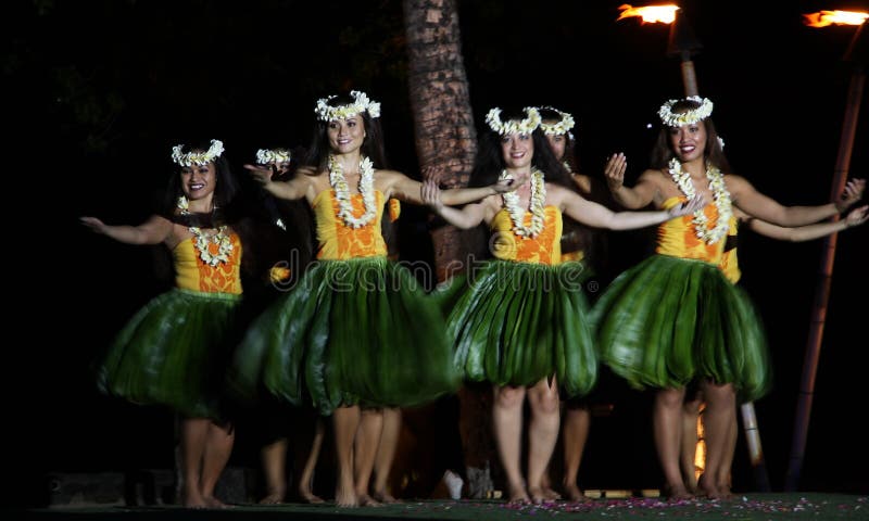 luau lahaina Гавайских островов танцора старое стоковые фото luau lahaina Гавайских островов танцора старое стоковые фото