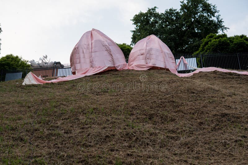 https://thumbs.dreamstime.com/b/lublin-poland-giant-bra-art-installation-which-part-programme-night-culture-giant-bra-art-installation-118034402.jpg