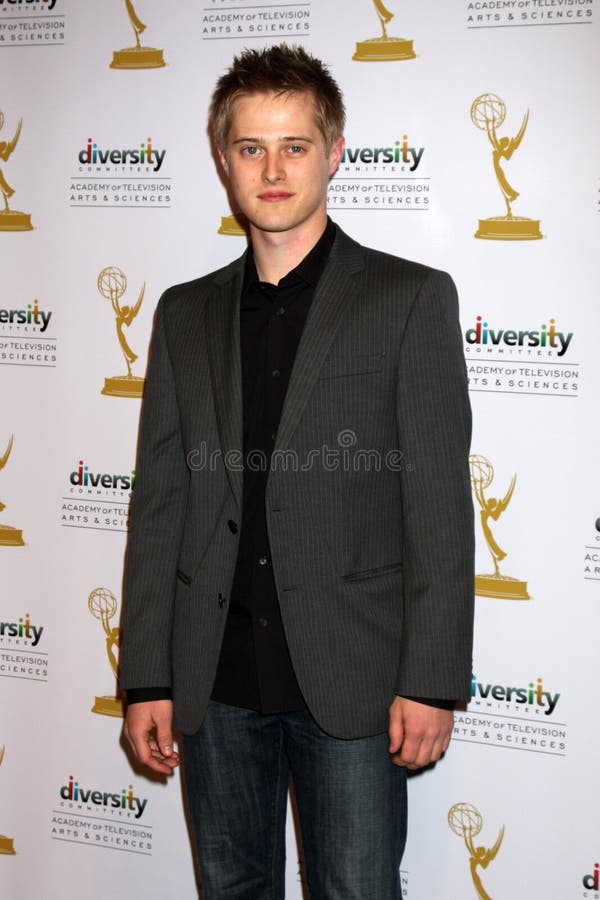 Lucas Grabeel editorial photo. Image of switched, centre - 23456141