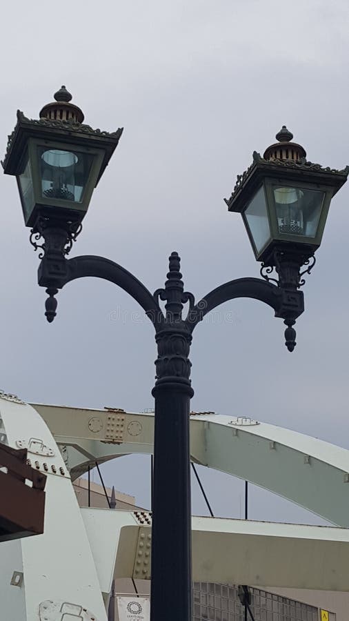 Luces de calle fotografía de archivo libre de regalías Luces de calle fotografía de archivo libre de regalías