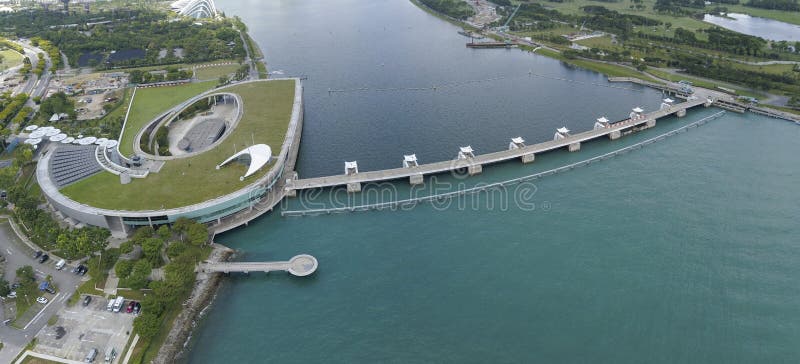 Luchtbeeld van Marina Barrage stock afbeeldingen Luchtbeeld van Marina Barrage stock afbeeldingen