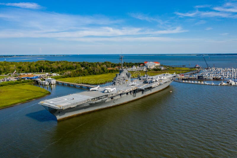 Luchtfoto USS Yorktown Mt Pleasant South Carolina USA