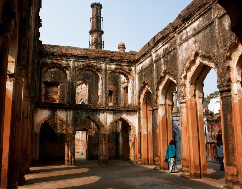 LUCKNOW INDIA: Old Walls Of Lucknow Residency Built In Mughal Style LUCKNOW INDIA: Old Walls Of Lucknow Residency Built In Mughal Style