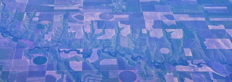 Luft-Cloudscape-Ansicht über Mittelwesten-Staaten auf Flug über Colorado, Kansas, Missouri, Illinois, Indiana, Ohio und West Virg lizenzfreies stockbild Luft-Cloudscape-Ansicht über Mittelwesten-Staaten auf Flug über Colorado, Kansas, Missouri, Illinois, Indiana, Ohio und West Virg lizenzfreies stockbild