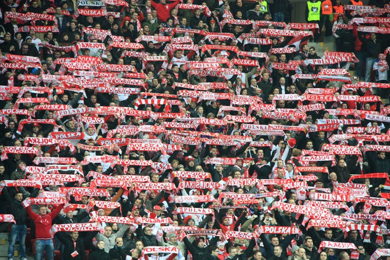 luftar fotbollmatchen royaltyfria bilder luftar fotbollmatchen royaltyfria bilder