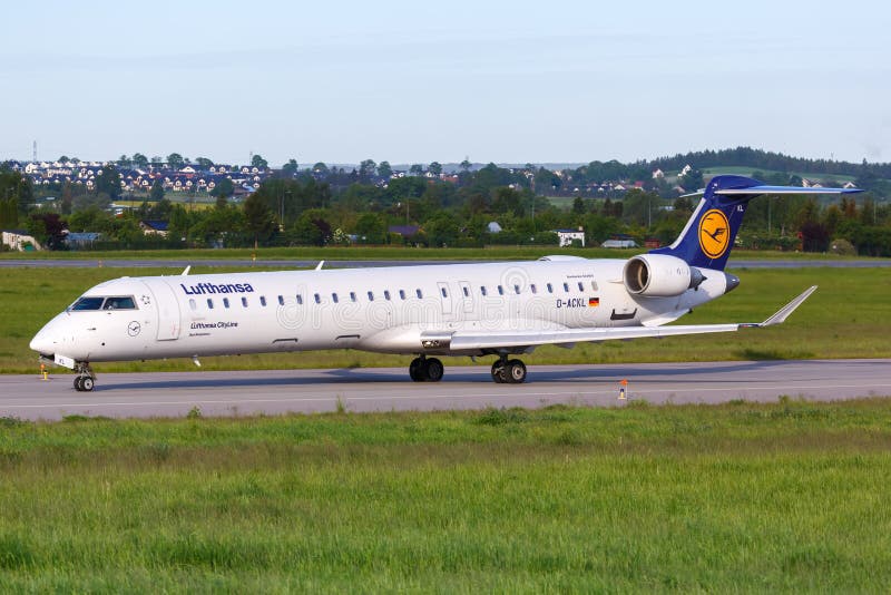 Lufthansa CityLine Bombardier CRJ-900 airplane Gdansk airport